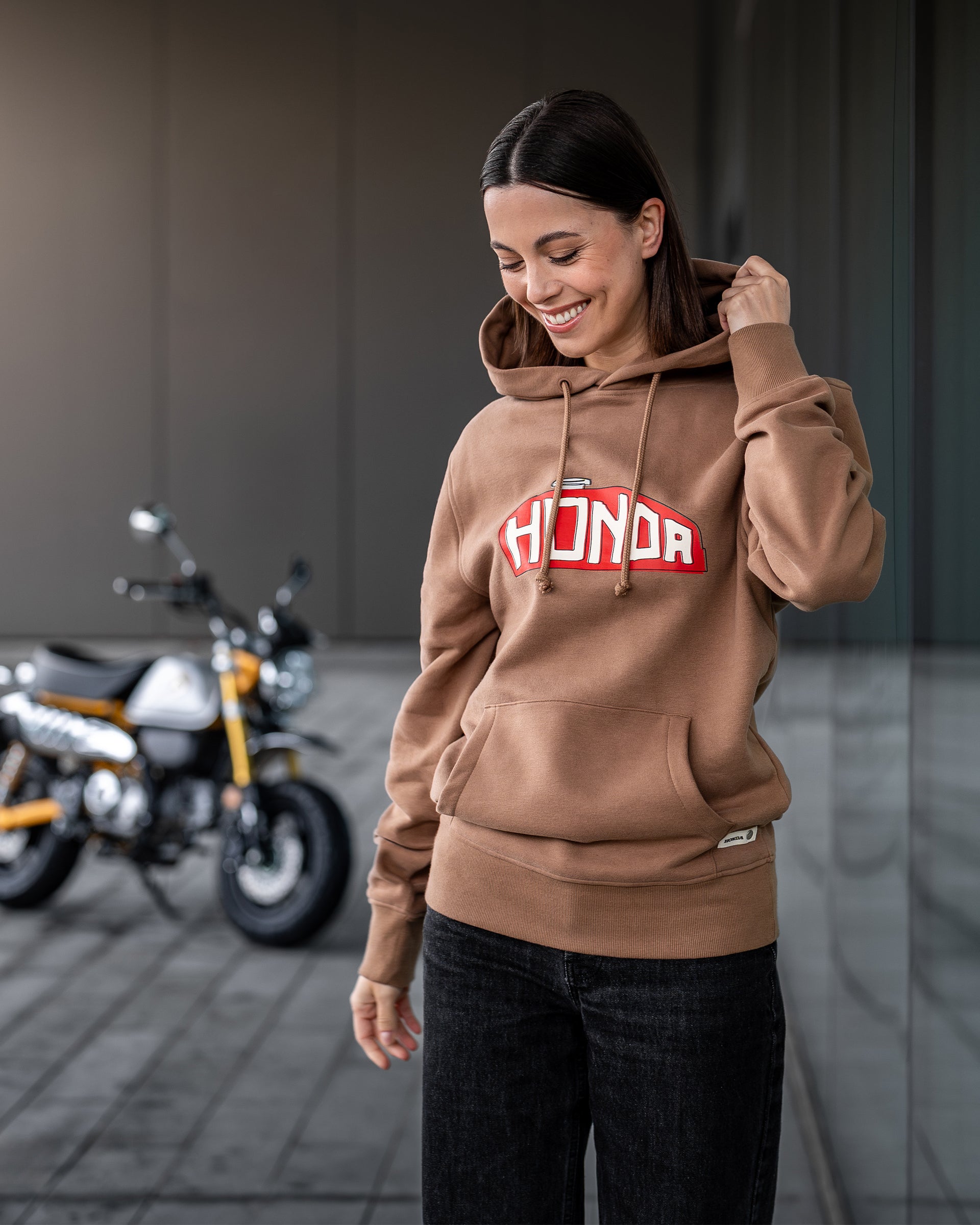 Honda Tank Hoodie Sand